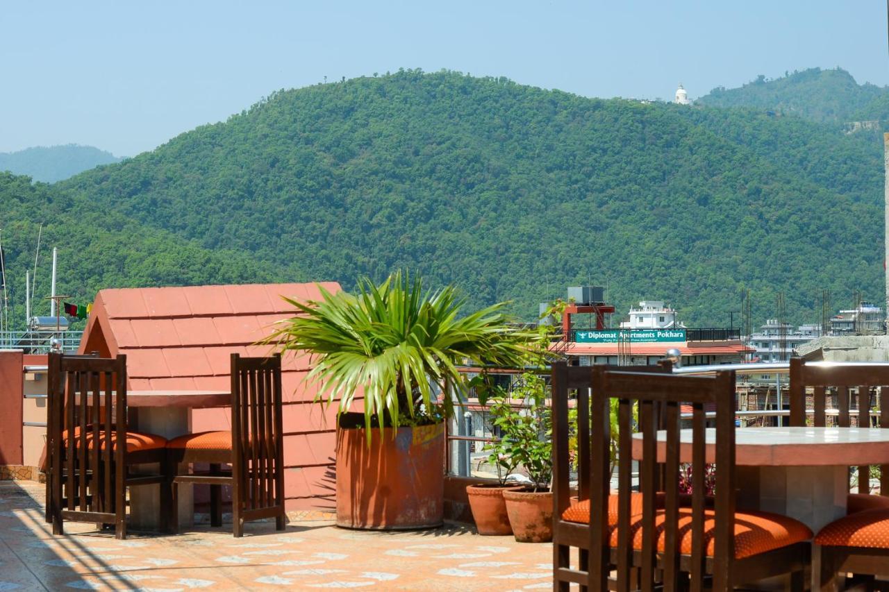 Hotel Admire Pokhara Pvt. Ltd. Екстериор снимка