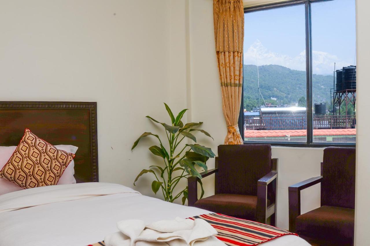 Hotel Admire Pokhara Pvt. Ltd. Екстериор снимка