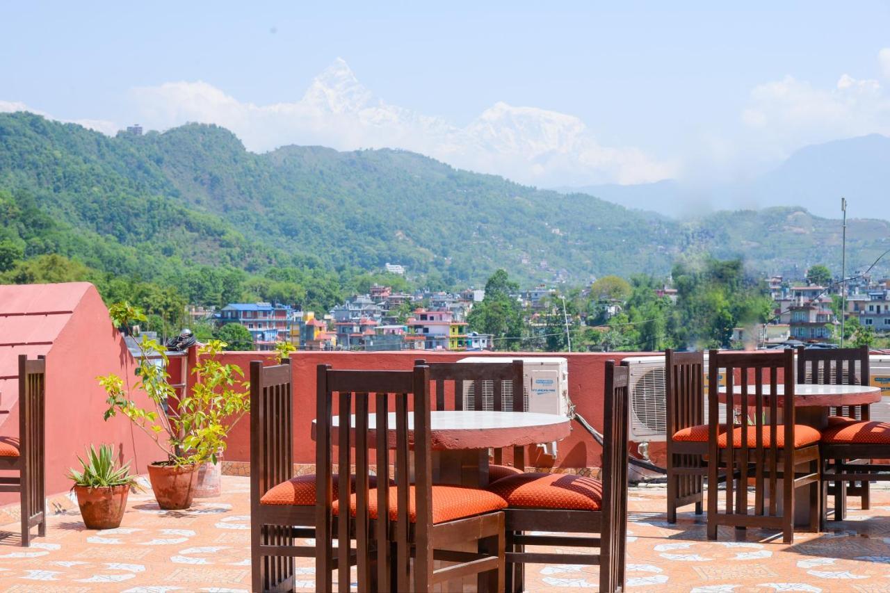 Hotel Admire Pokhara Pvt. Ltd. Екстериор снимка