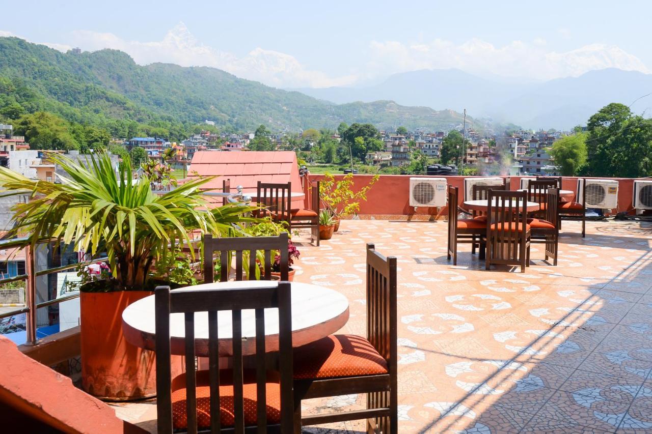 Hotel Admire Pokhara Pvt. Ltd. Екстериор снимка