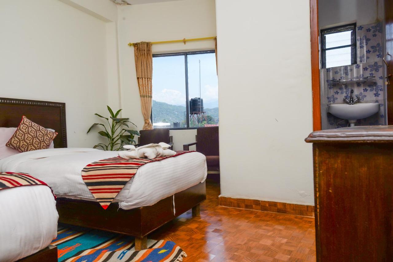 Hotel Admire Pokhara Pvt. Ltd. Екстериор снимка